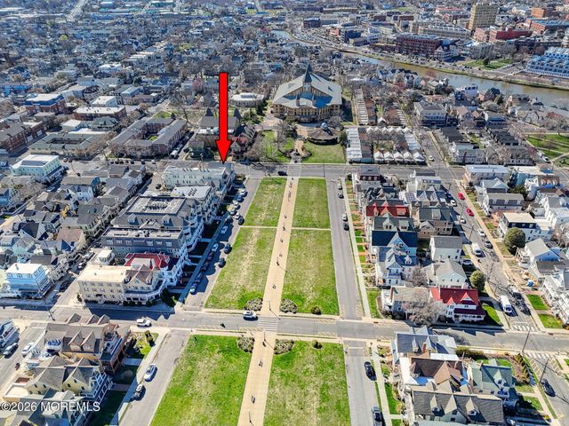 42 Ocean Pathway, Ocean Grove, NJ 07756