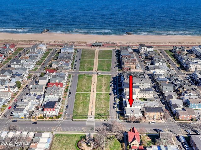 42 Ocean Pathway, Ocean Grove, NJ 07756