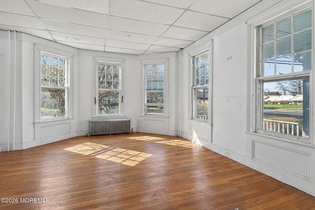 42 Ocean Pathway, Ocean Grove, NJ 07756