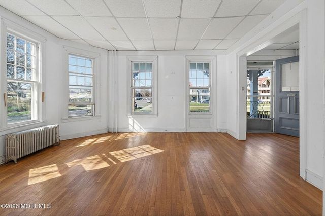 42 Ocean Pathway, Ocean Grove, NJ 07756