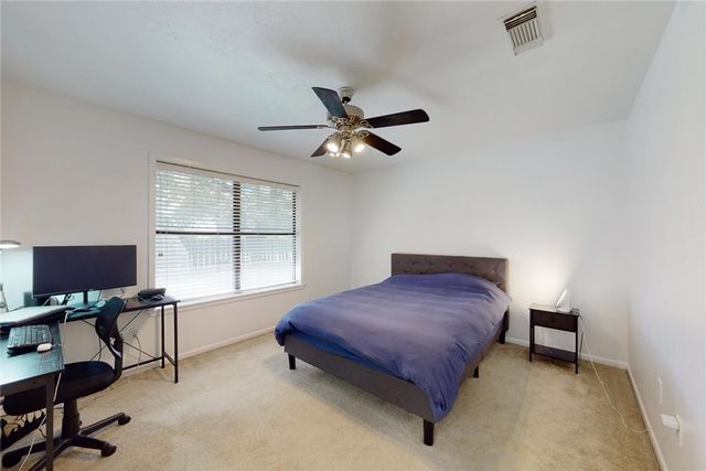 800 Azalea Court, College Station, TX 77840