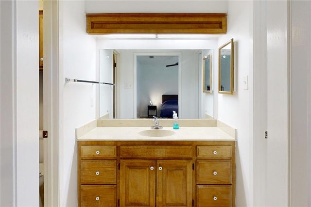 800 Azalea Court, College Station, TX 77840