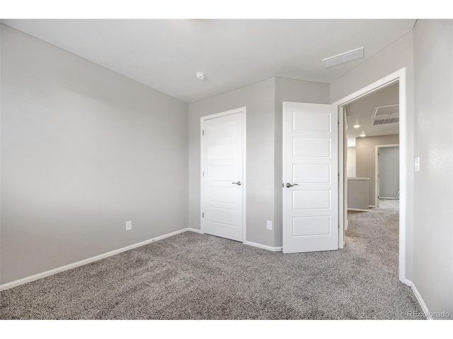 11752 Lovegrass Dr, Parker, CO 80138
