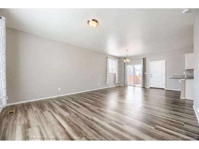 11752 Lovegrass Dr, Parker, CO 80138