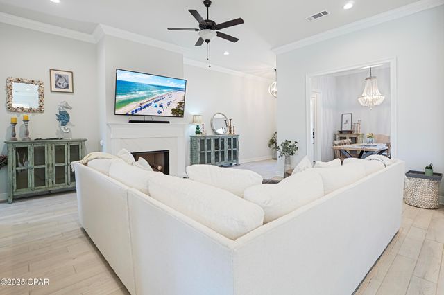 198 Blaze Boulevard, Freeport, FL 32439