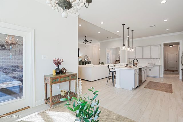 198 Blaze Boulevard, Freeport, FL 32439