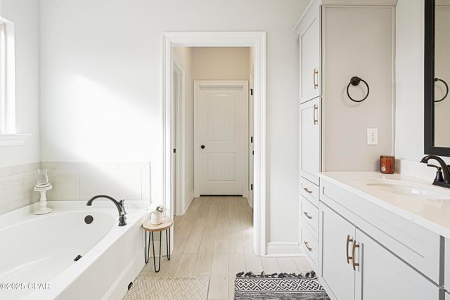 198 Blaze Boulevard, Freeport, FL 32439