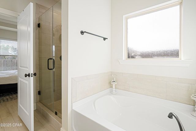 198 Blaze Boulevard, Freeport, FL 32439