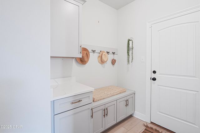 198 Blaze Boulevard, Freeport, FL 32439