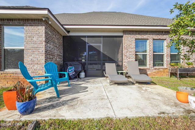 198 Blaze Boulevard, Freeport, FL 32439