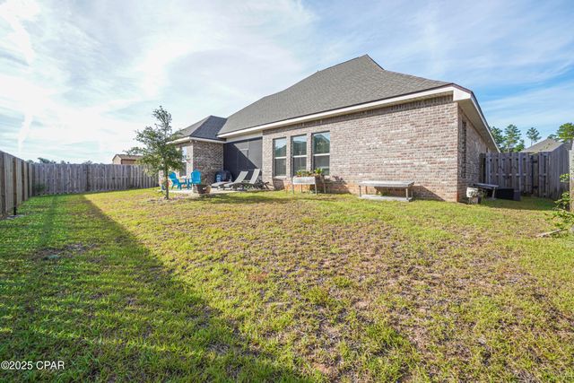 198 Blaze Boulevard, Freeport, FL 32439