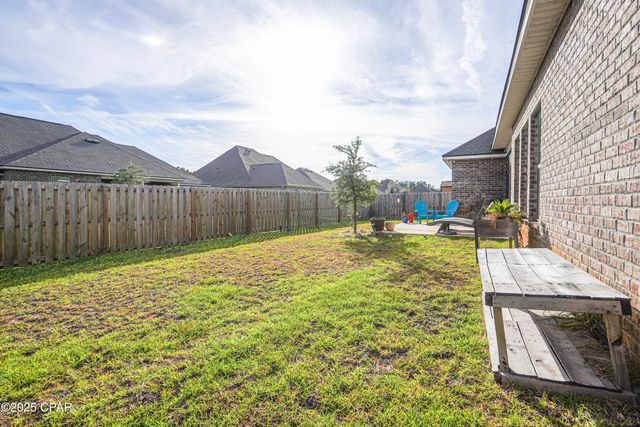 198 Blaze Boulevard, Freeport, FL 32439