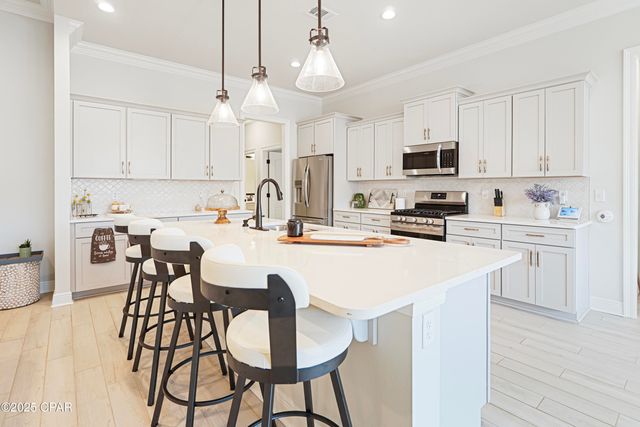 198 Blaze Boulevard, Freeport, FL 32439