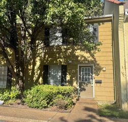 2684 CENTRAL TER # 12, Memphis, TN 38111
