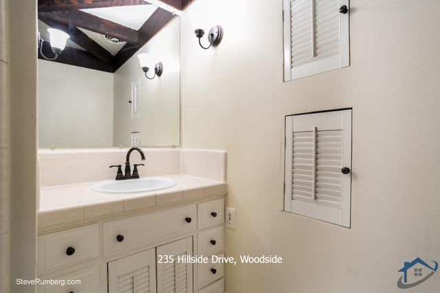 235 Hillside Drive, Woodside, CA 94062