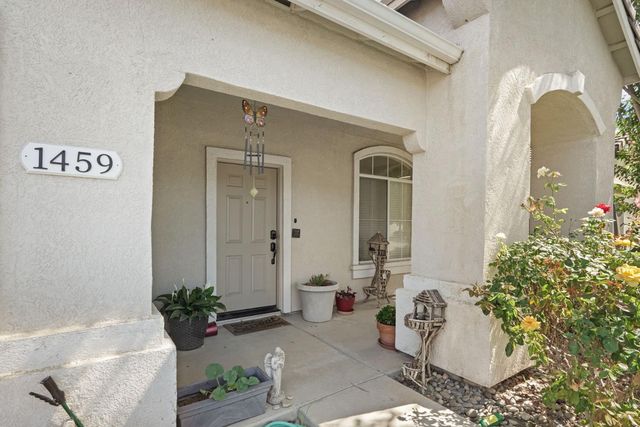1459 Port St, Manteca, CA 95336