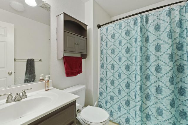 1459 Port St, Manteca, CA 95336