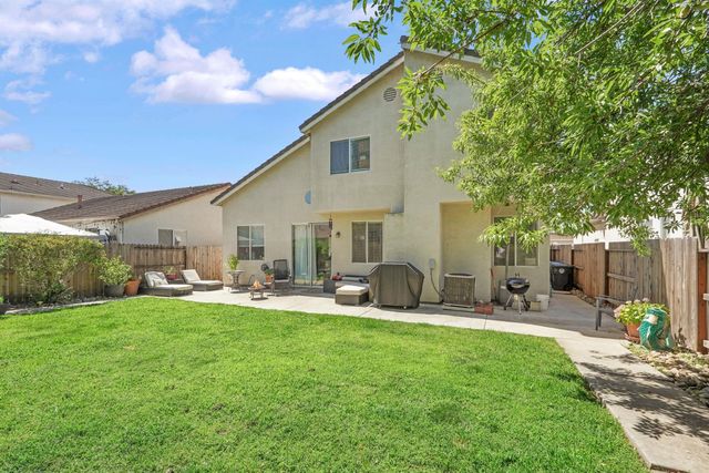 1459 Port St, Manteca, CA 95336