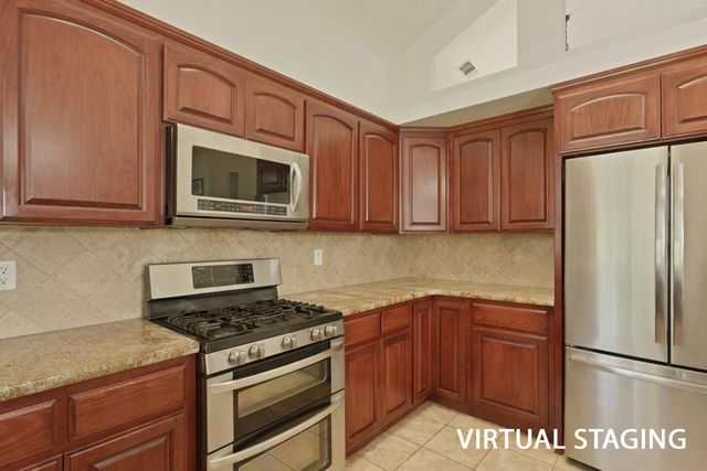 1459 Port St, Manteca, CA 95336