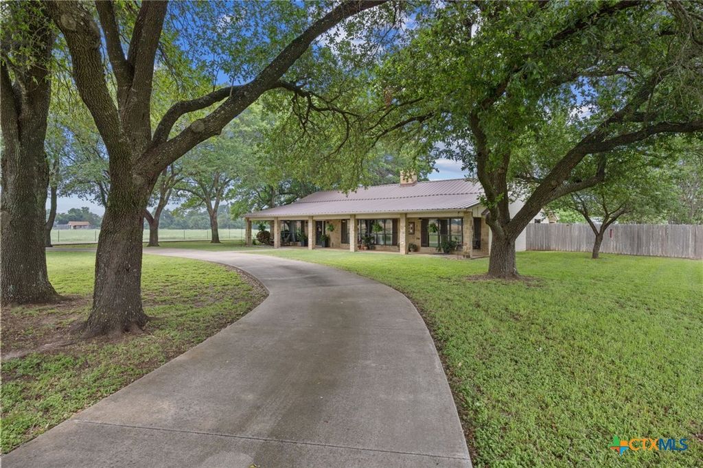 Image 1 of property listing at 6409 Three Forks Road, Belton, TX 76513