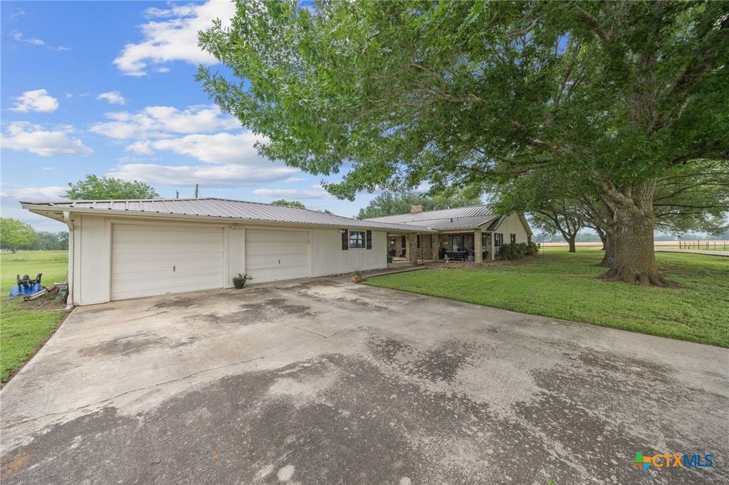 Image 43 of property listing at 6409 Three Forks Road, Belton, TX 76513