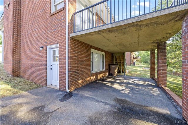 1607 Melinda Drive, Altavista, VA 24517