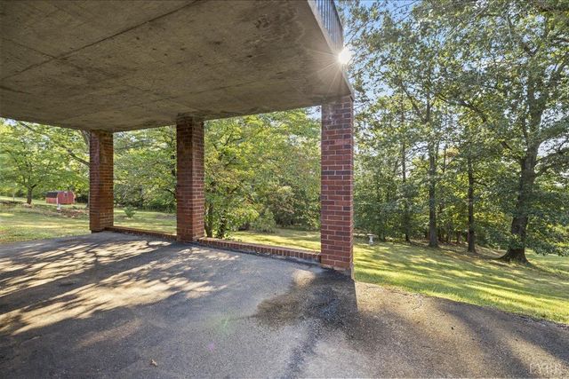 1607 Melinda Drive, Altavista, VA 24517