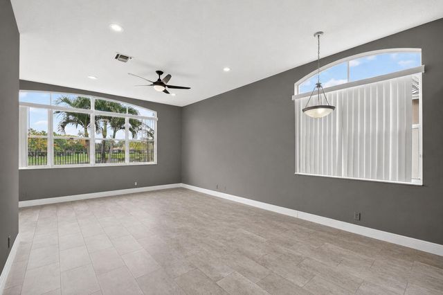 6899 Houlton Circle, Lake Worth, FL 33467