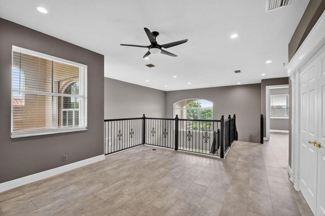 6899 Houlton Circle, Lake Worth, FL 33467