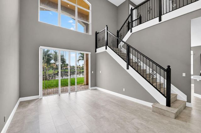6899 Houlton Circle, Lake Worth, FL 33467