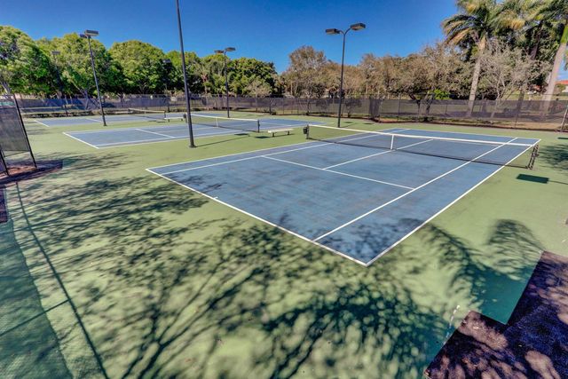 6899 Houlton Circle, Lake Worth, FL 33467