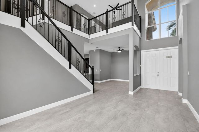 6899 Houlton Circle, Lake Worth, FL 33467