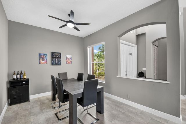 6899 Houlton Circle, Lake Worth, FL 33467