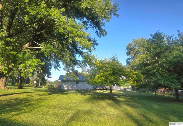308 N 15TH Street, Plattsmouth, NE 68048