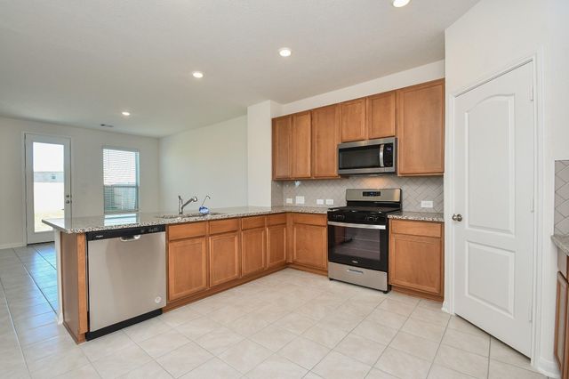 8138 Leisure Point Drive, Katy, TX 77433
