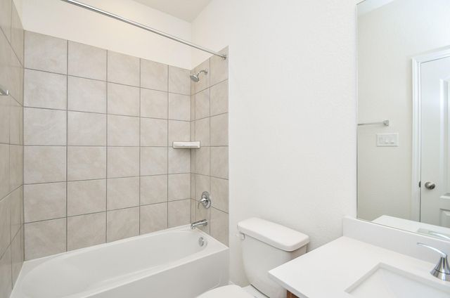 8138 Leisure Point Drive, Katy, TX 77433