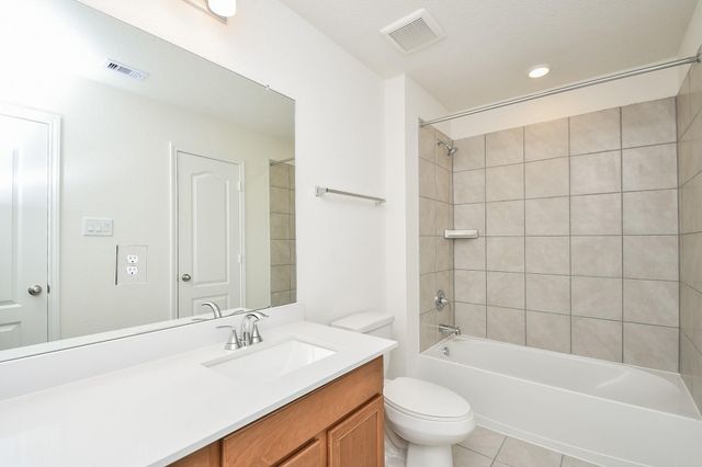 8138 Leisure Point Drive, Katy, TX 77433