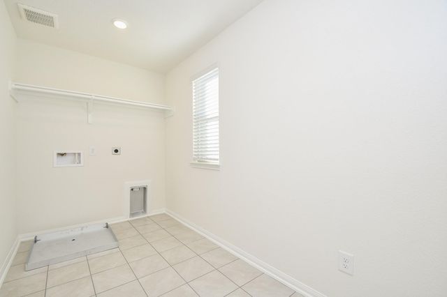 8138 Leisure Point Drive, Katy, TX 77433
