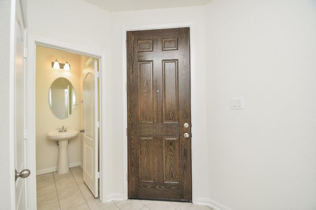 8138 Leisure Point Drive, Katy, TX 77433
