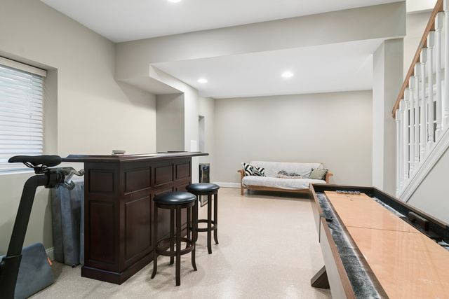 103 S Donald Avenue, Arlington Heights, IL 60004