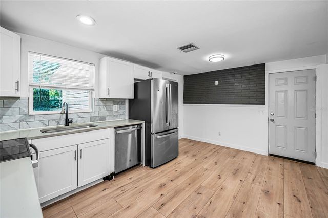 4312 BEACON SQUARE DRIVE, Holiday, FL 34691