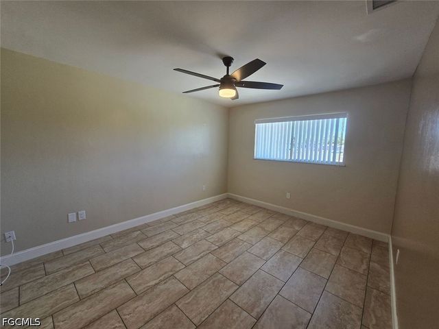 960 Hearty ST, North Fort Myers, FL 33903