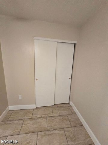 960 Hearty ST, North Fort Myers, FL 33903