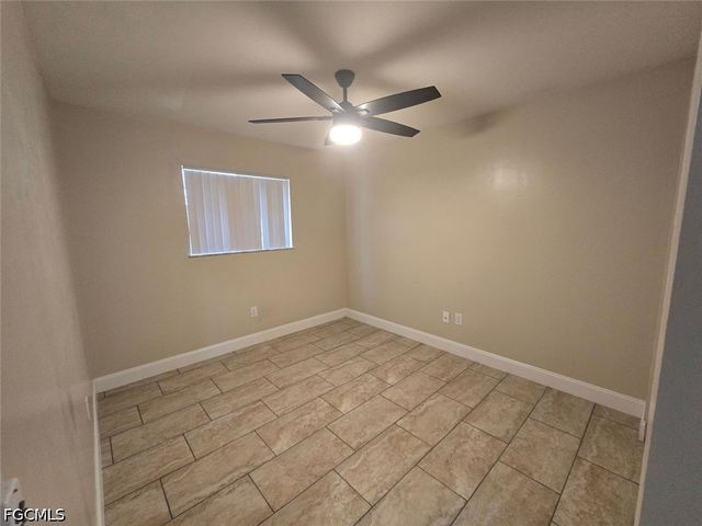 960 Hearty ST, North Fort Myers, FL 33903