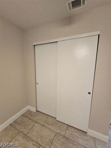 960 Hearty ST, North Fort Myers, FL 33903