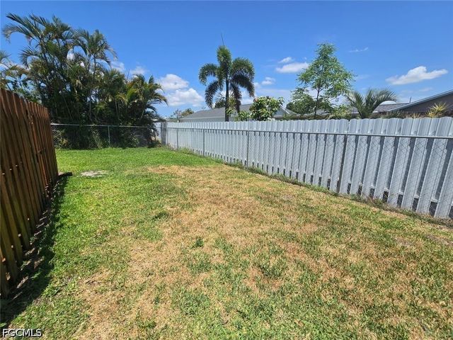 960 Hearty ST, North Fort Myers, FL 33903