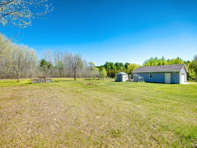 2695 196th Avenue NE, Cedar, MN 55011