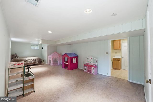 1919 YOUNGBLOOD ST, Mclean, VA 22101