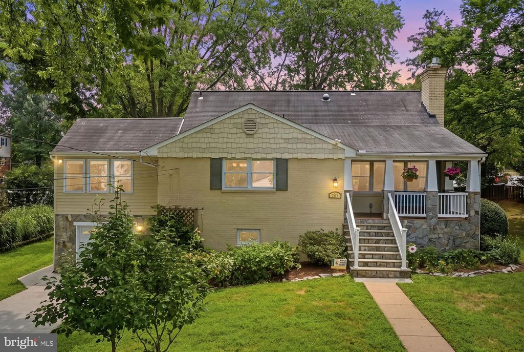 1919 YOUNGBLOOD ST, Mclean, VA 22101
