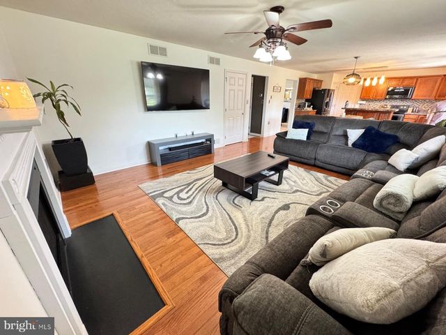 14732 CEDARBROOK DRIVE, Greencastle, PA 17225